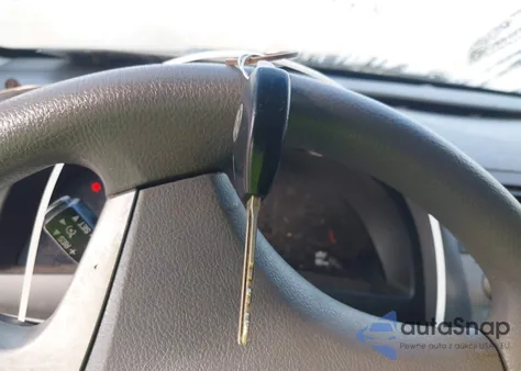 2009 Toyota Camry Le z USA, uszkodzony, nr VIN 4T1BE46KX9U900979